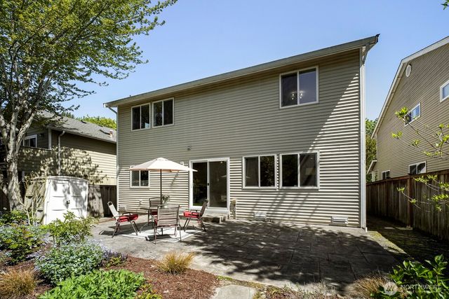 6551 17th Ave Avenue SW, Seattle, WA 98106
