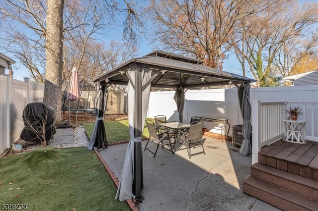 1 Myrtle St, Cranford Twp., NJ 07016