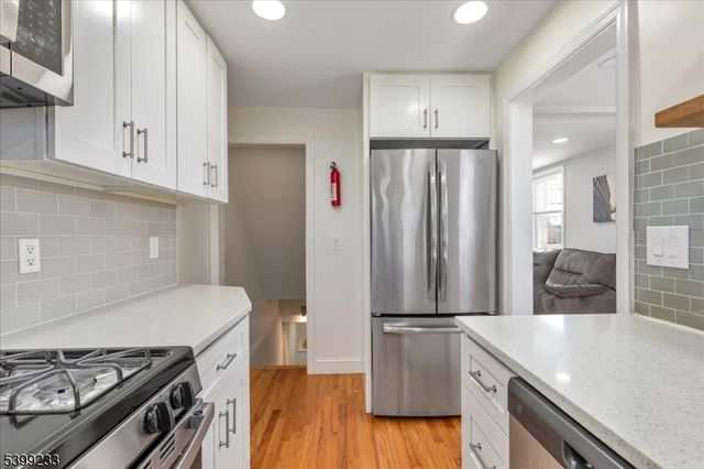 1 Myrtle St, Cranford Twp., NJ 07016