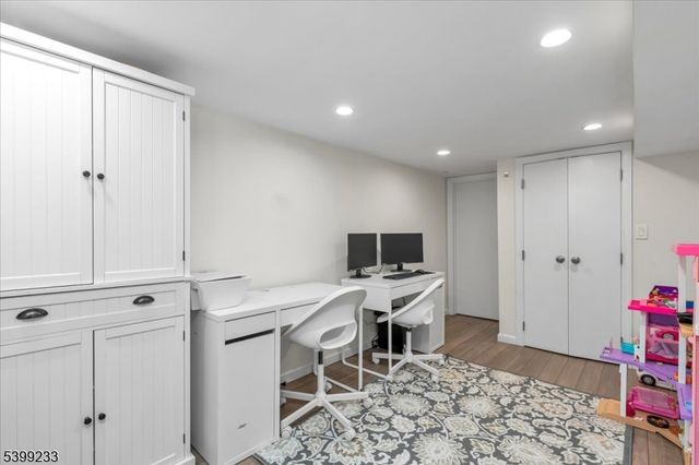 1 Myrtle St, Cranford Twp., NJ 07016