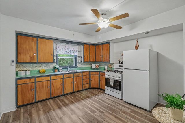 132 W Belmont Street, Kalamazoo, MI 49001