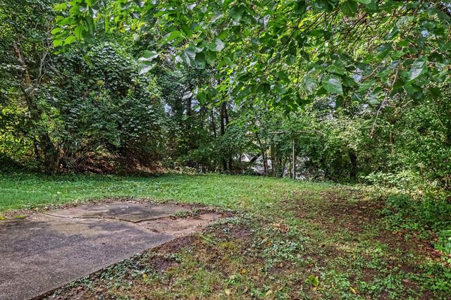 132 W Belmont Street, Kalamazoo, MI 49001