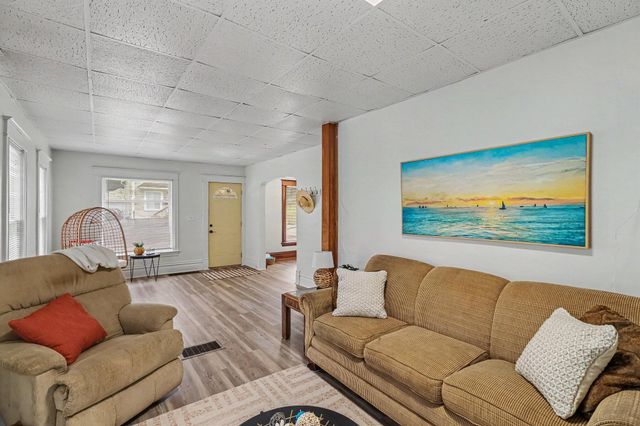 132 W Belmont Street, Kalamazoo, MI 49001