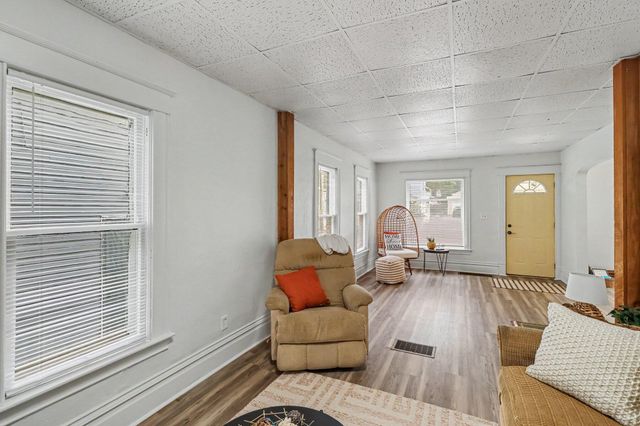 132 W Belmont Street, Kalamazoo, MI 49001