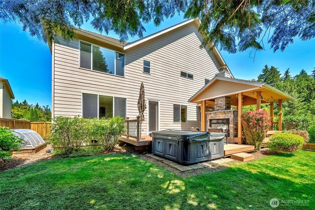 22187 NE 93rd Street, Redmond, WA 98053