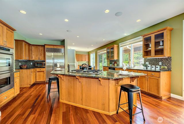 22187 NE 93rd Street, Redmond, WA 98053