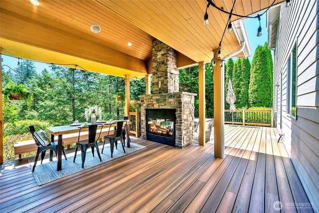 22187 NE 93rd Street, Redmond, WA 98053