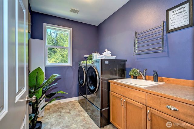 22187 NE 93rd Street, Redmond, WA 98053