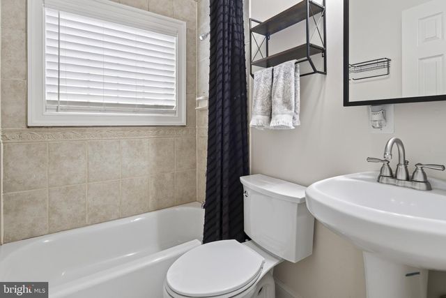 7705 MAGARITY RD, Falls Church, VA 22043