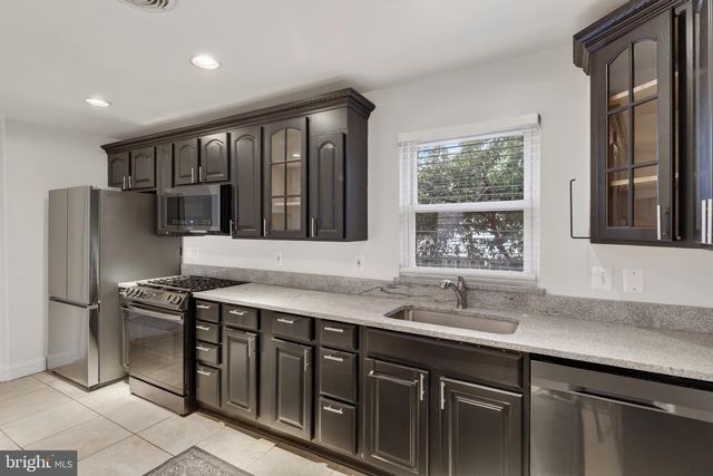 7705 MAGARITY RD, Falls Church, VA 22043
