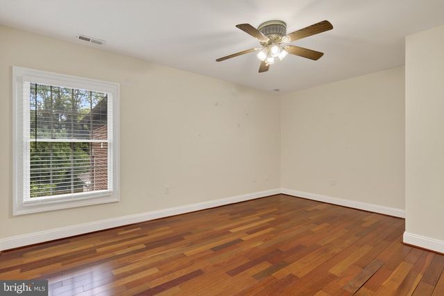 7705 MAGARITY RD, Falls Church, VA 22043