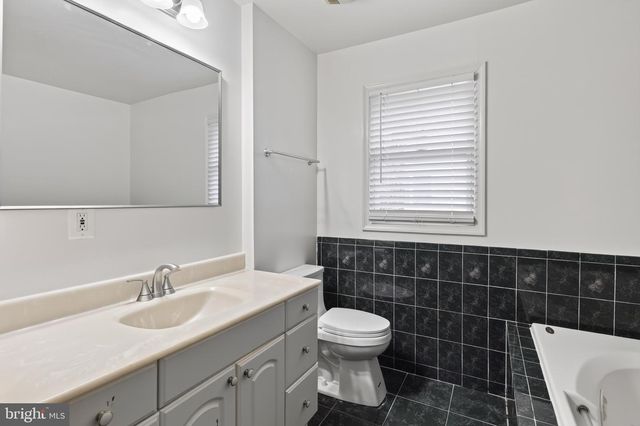 7705 MAGARITY RD, Falls Church, VA 22043