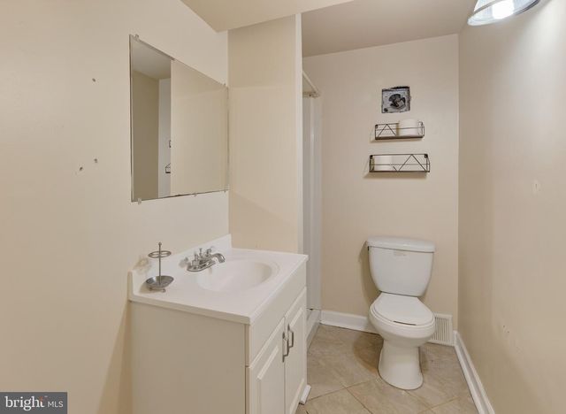 7705 MAGARITY RD, Falls Church, VA 22043