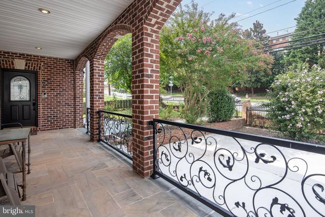 7705 MAGARITY RD, Falls Church, VA 22043