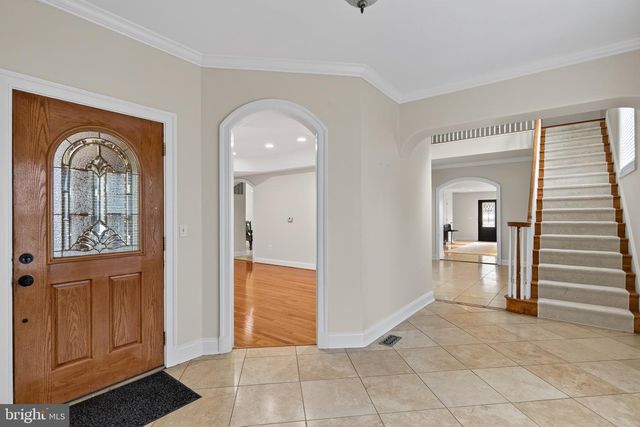 7705 MAGARITY RD, Falls Church, VA 22043