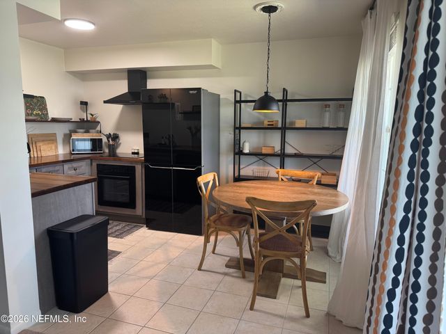 22 COMARES Avenue 6 C, St. Augustine, FL 32080