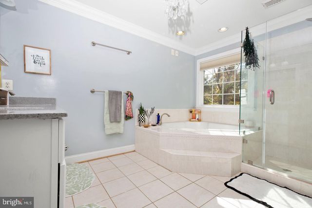 48 OLD CREEKSIDE RD, Fredericksburg, VA 22405