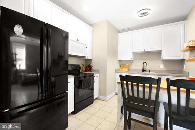 48 OLD CREEKSIDE RD, Fredericksburg, VA 22405