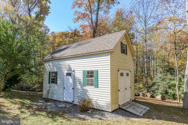 48 OLD CREEKSIDE RD, Fredericksburg, VA 22405