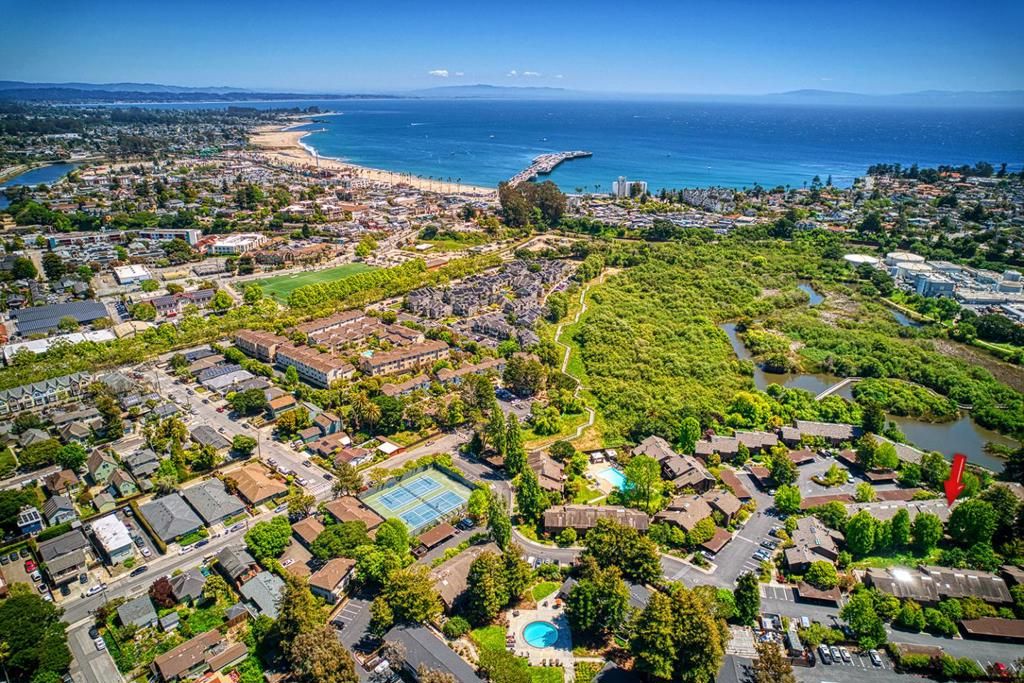 Image 5 of property listing at 138 Tree Frog Lane, Santa Cruz, CA 95060