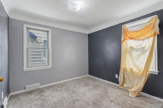 1423 Cicotte Avenue, Lincoln Park, MI 48146