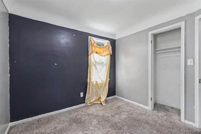 1423 Cicotte Avenue, Lincoln Park, MI 48146