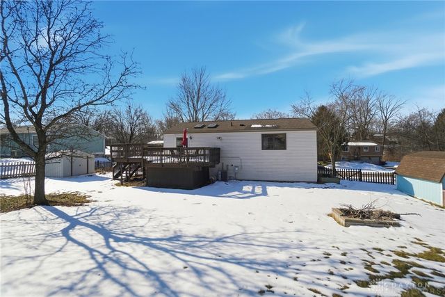 2211 Manton Drive, Miamisburg, OH 45342