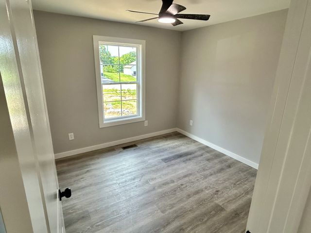 1252 Vickie Ln, Portland, TN 37148