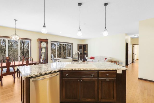 19611 Flamingo Street NW, Oak Grove, MN 55011