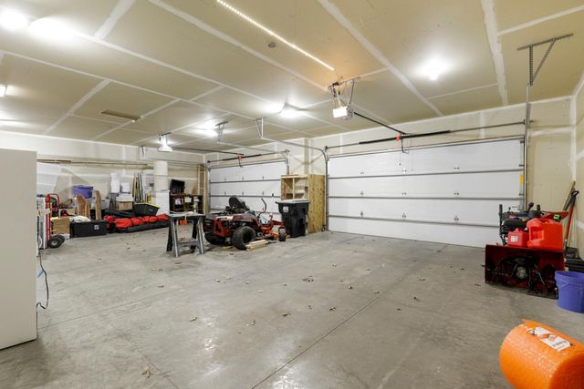 19611 Flamingo Street NW, Oak Grove, MN 55011