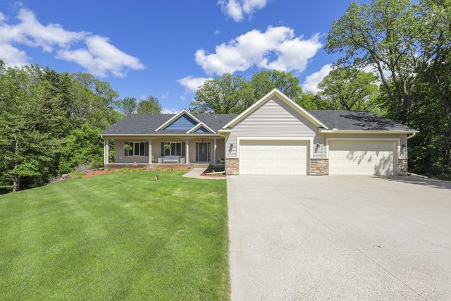 19611 Flamingo Street NW, Oak Grove, MN 55011