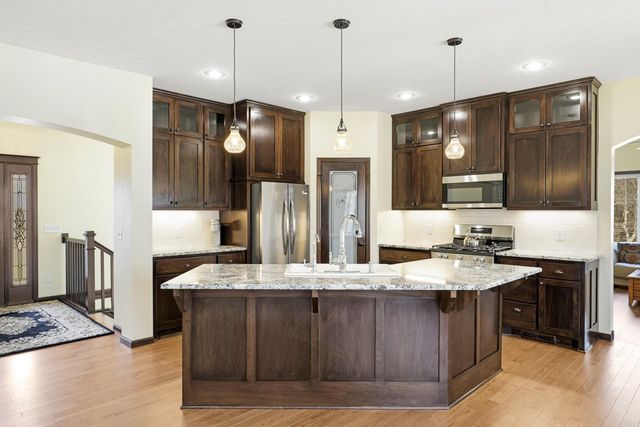 19611 Flamingo Street NW, Oak Grove, MN 55011