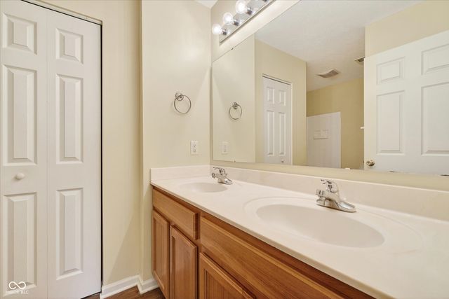 3074 Wildcat Lane, Indianapolis, IN 46203