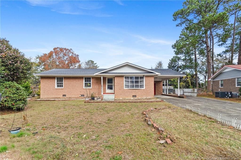 6042 McDougal Drive, Fayetteville, NC 28304