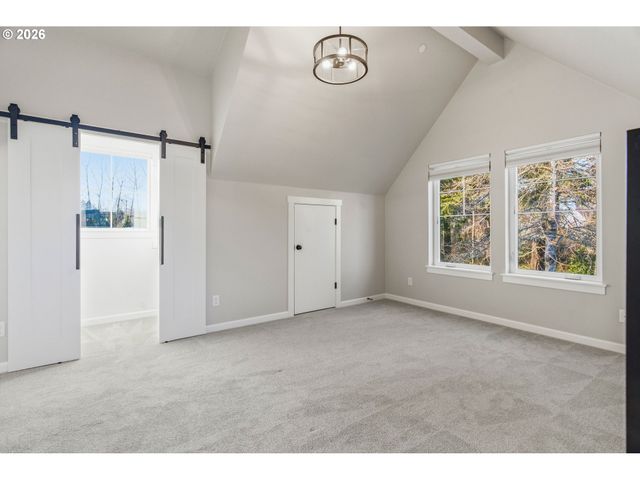 1811 COUSTEAU Loop Se, Salem, OR 97302