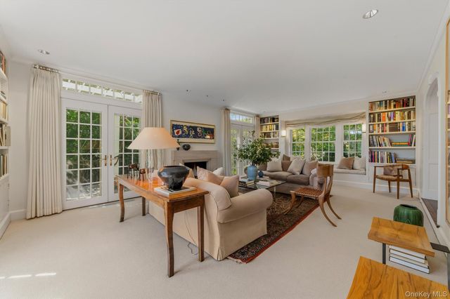 6 Hillair Circle, White Plains, NY 10605