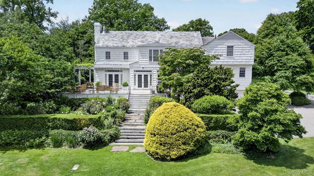 6 Hillair Circle, White Plains, NY 10605