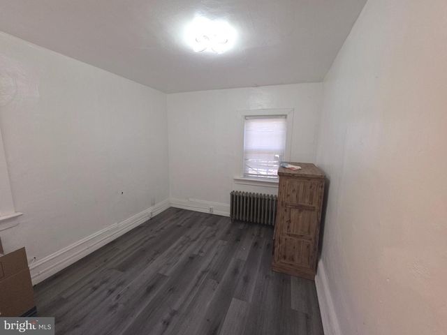 64 WASHINGTON ST, Trenton, NJ 08611