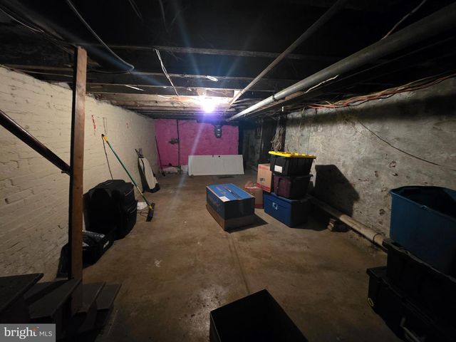 64 WASHINGTON ST, Trenton, NJ 08611