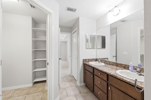 3339 W Eldridge Drive, Citrus Springs, FL 34433