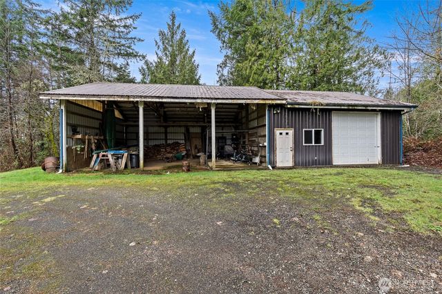 70 N Harrison Avenue, Hoodsport, WA 98548