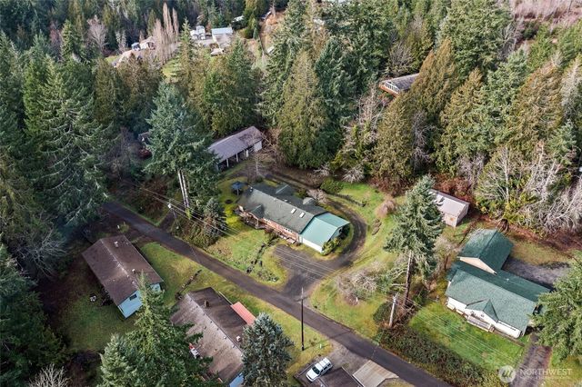 70 N Harrison Avenue, Hoodsport, WA 98548