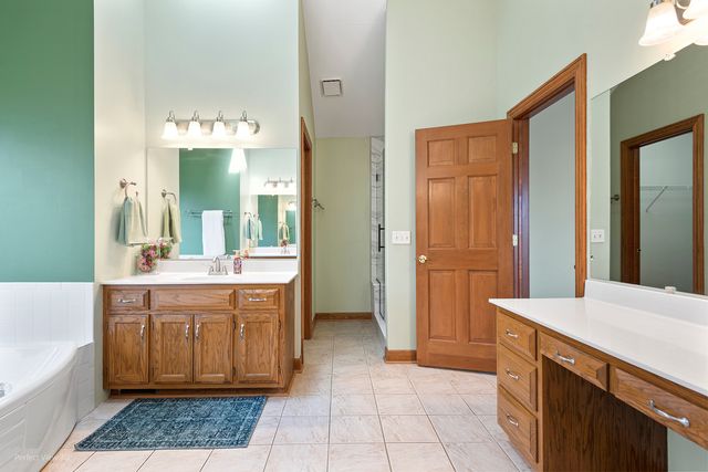 16693 W CHERRYWOOD Lane, Wadsworth, IL 60083