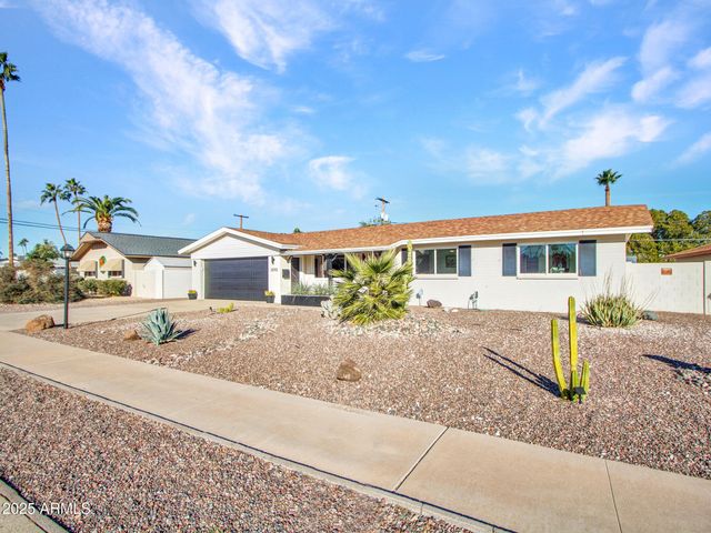 3010 E YUCCA Street, Phoenix, AZ 85028