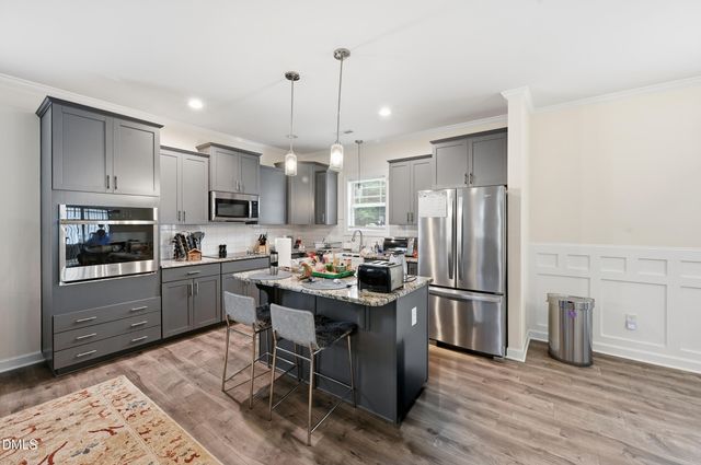 76 Cozy Brook Court, Clayton, NC 27520