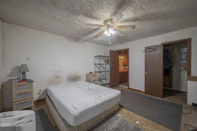 1021 Glendale Road, Joplin, MO 64804