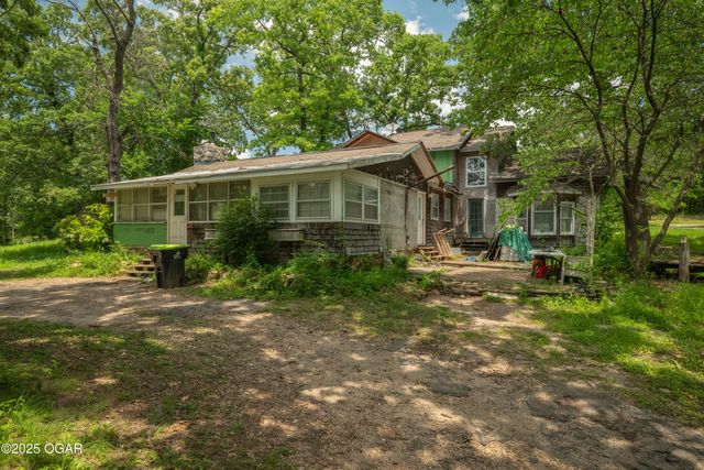 1021 Glendale Road, Joplin, MO 64804
