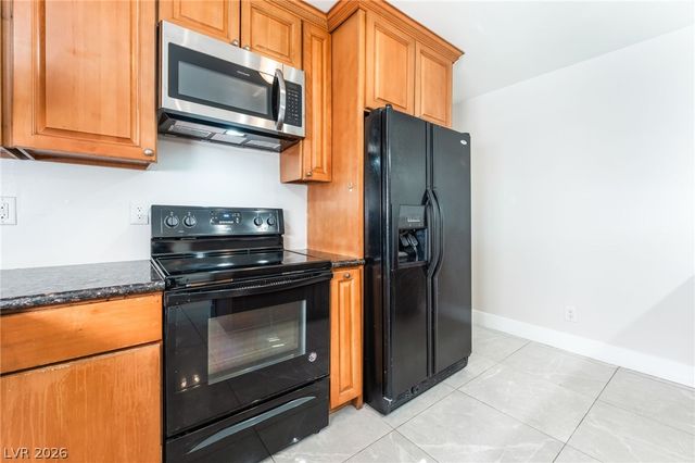 2163 Golden Arrow Drive, Las Vegas, NV 89169