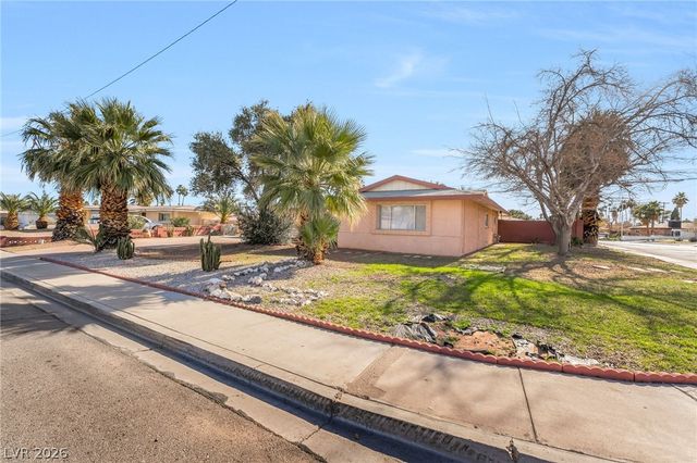 2163 Golden Arrow Drive, Las Vegas, NV 89169