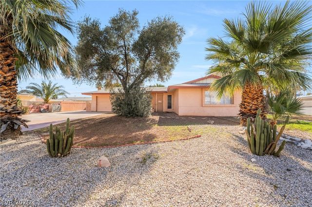 2163 Golden Arrow Drive, Las Vegas, NV 89169